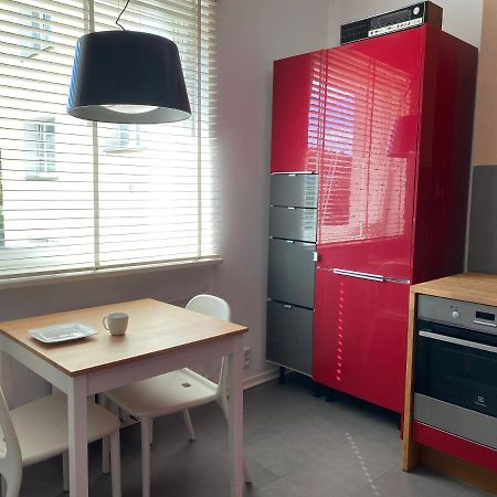 Kawalerka W Centrum Gdyni Z Osobna Kuchnia, 15 Min Spacerem Od Morza Gdynia Ngoại thất bức ảnh